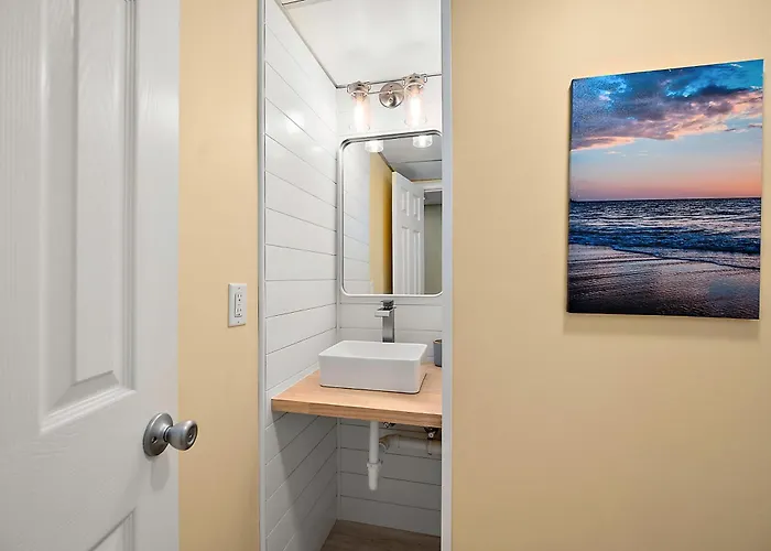 Holiday home 3 Bedroom Bluewater East With Outdoor Pool! Ocean City