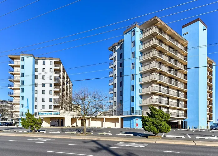 3 Bedroom Bluewater East With Outdoor Pool! Ocean City